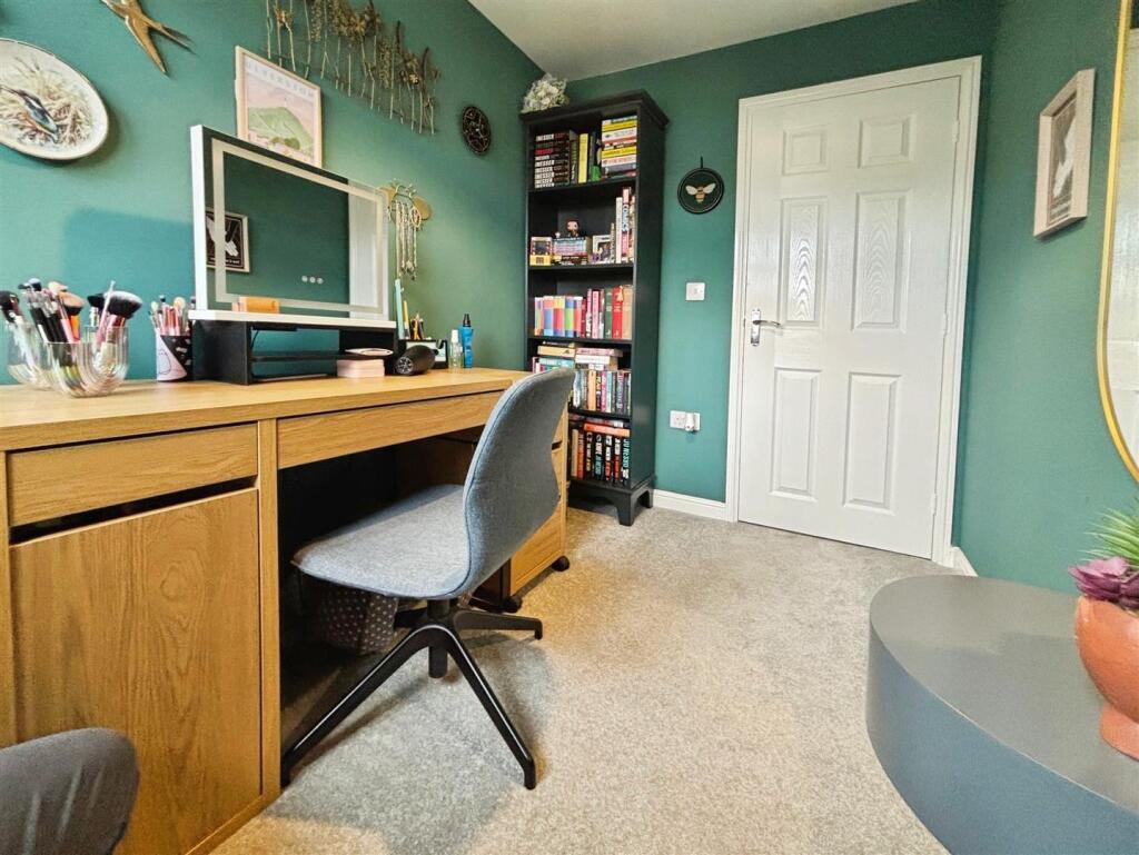 Additional image 16 of Blackthorne Close, Bradford, BD2 3DZ