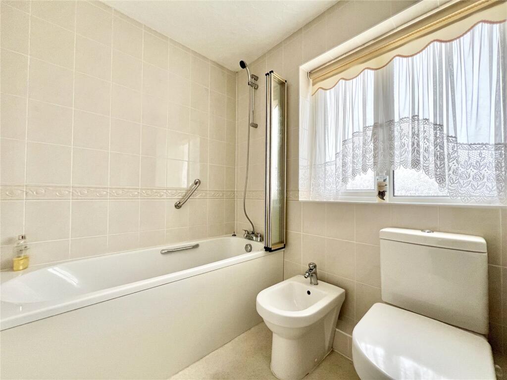 Additional image 21 of Glengarry Way, Friars Cliff, Christchurch, Dorset, BH23