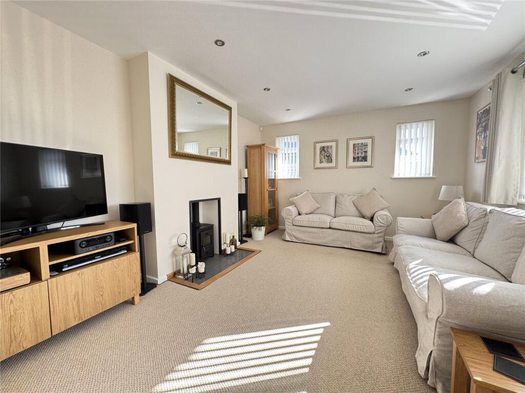 Additional image 5 of Heathwood Avenue, Barton On Sea, Hampshire, BH25