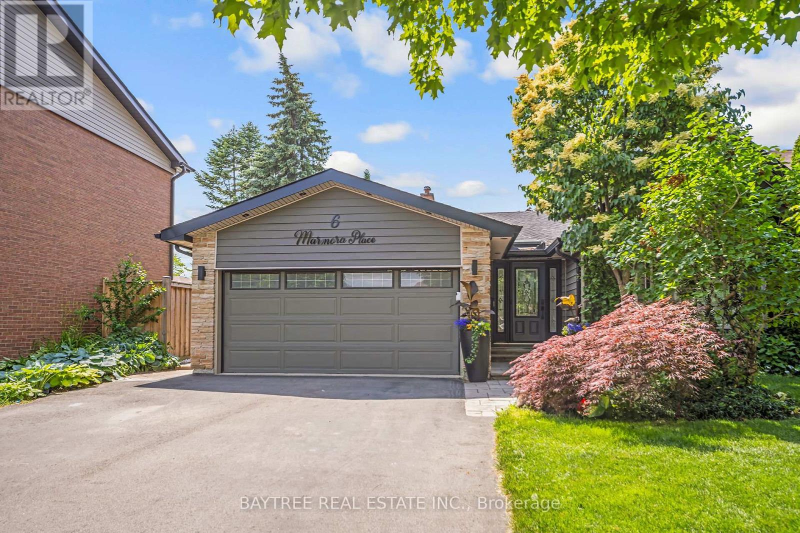 6 MARMORA PLACE|Brampton (Central Park), Ontario L6S3E9