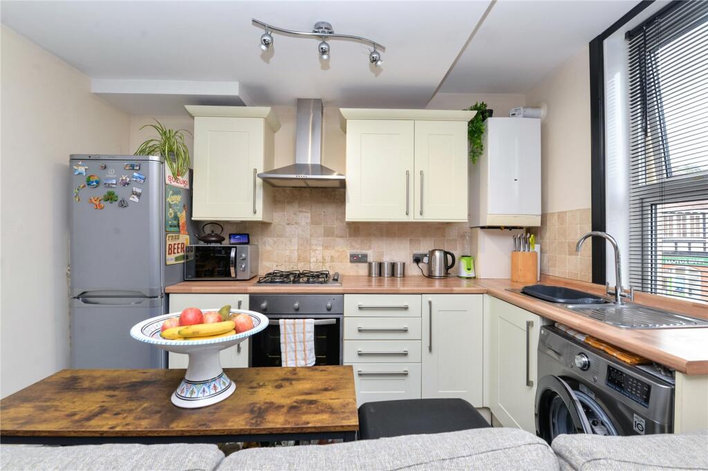 Additional image 5 of Station Road, New Milton, Hampshire, BH25