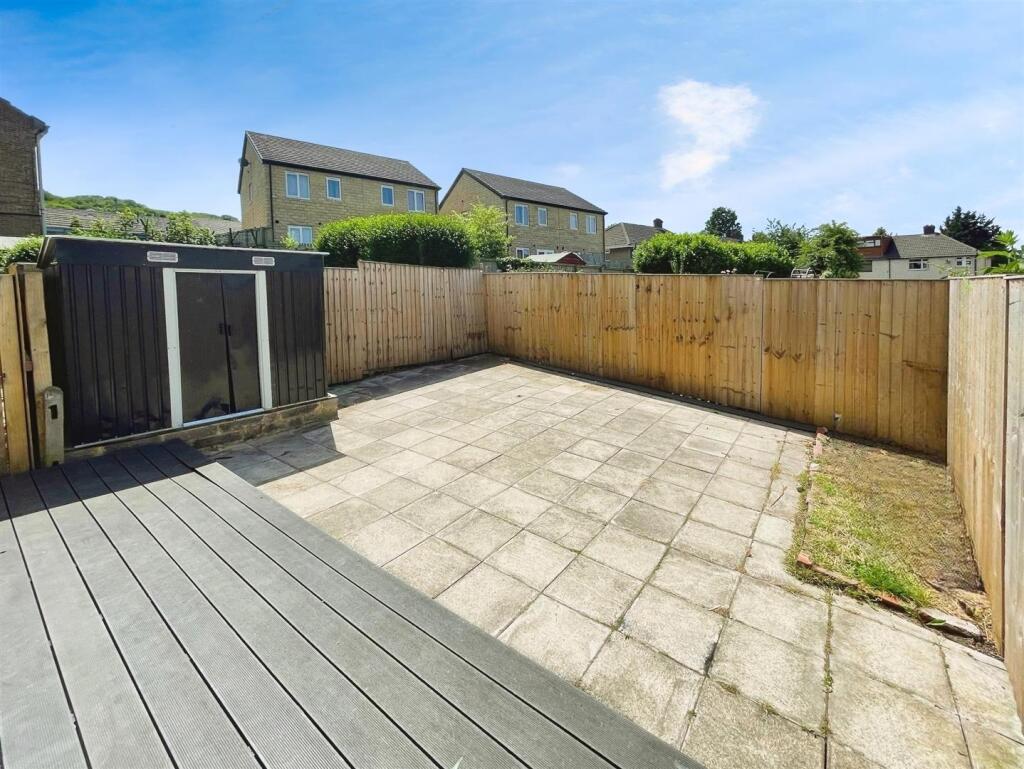 Additional image 19 of Spring Wood Gardens, Bradford, BD5