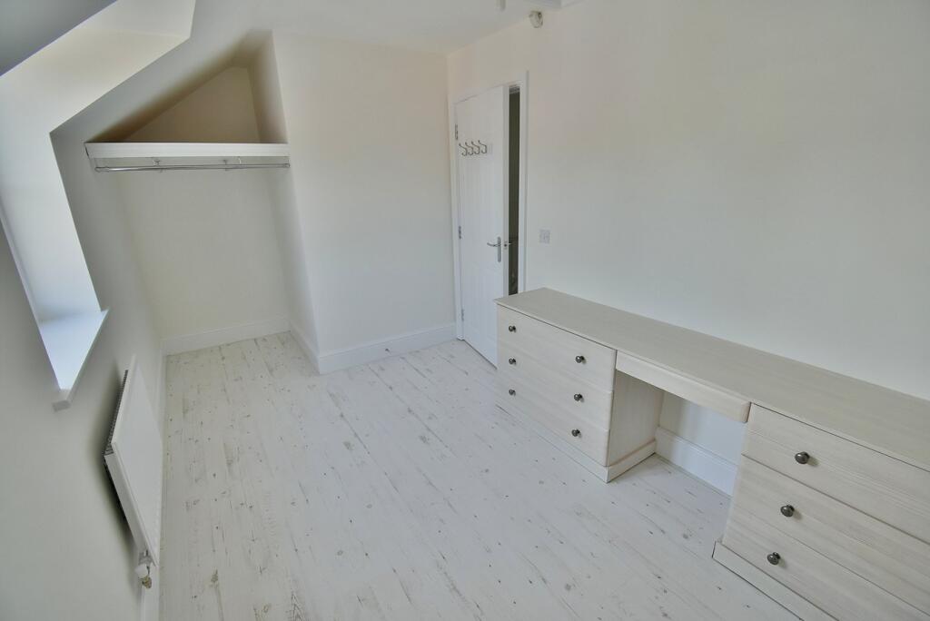 Additional image 14 of White Oaks Close, Ferndown, BH22