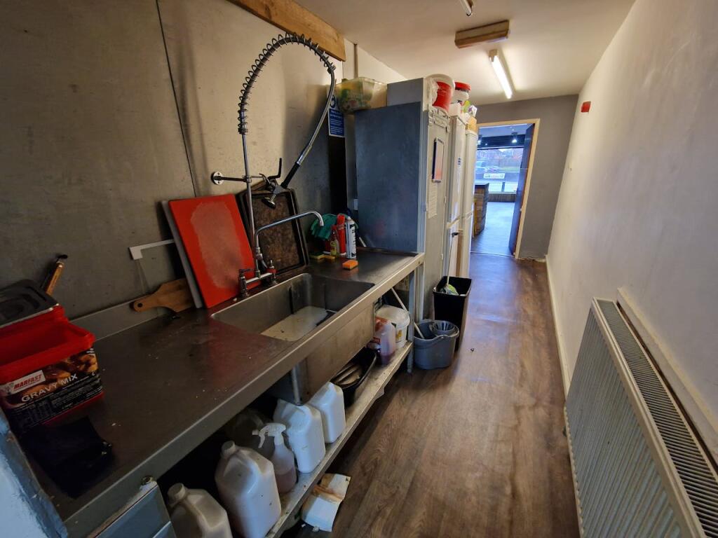Additional image 8 of 313 Bolton Road, Bury, BL8 2PD