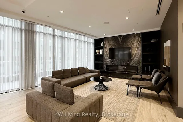 Additional image 32 of 403 Church St Unit 510