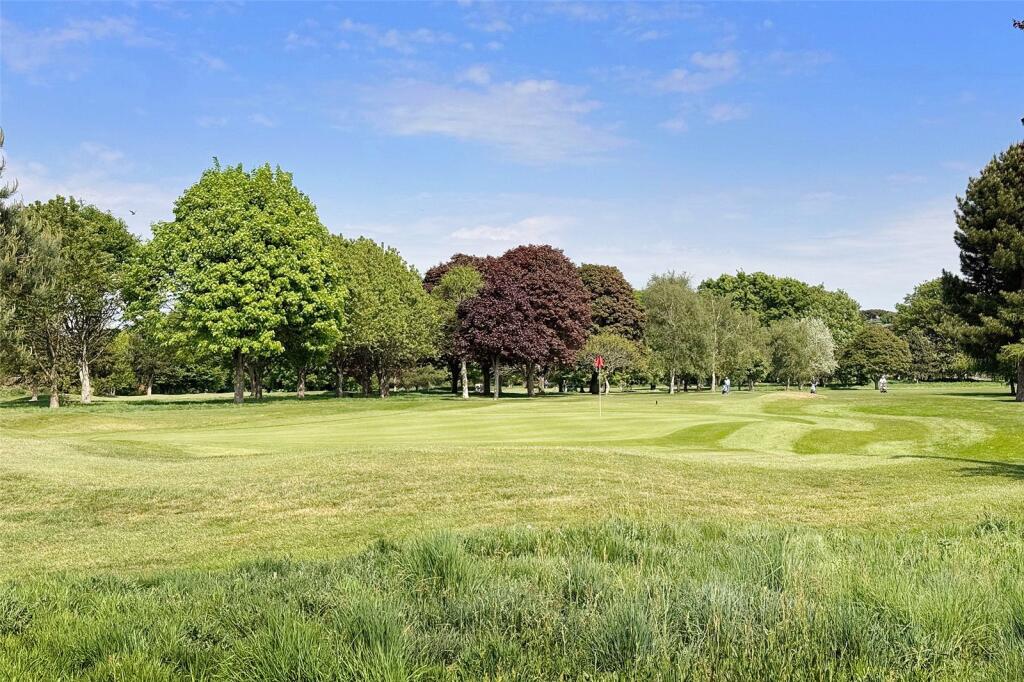 Additional image 7 of East Drive, Ham Manor, Angmering, West Sussex