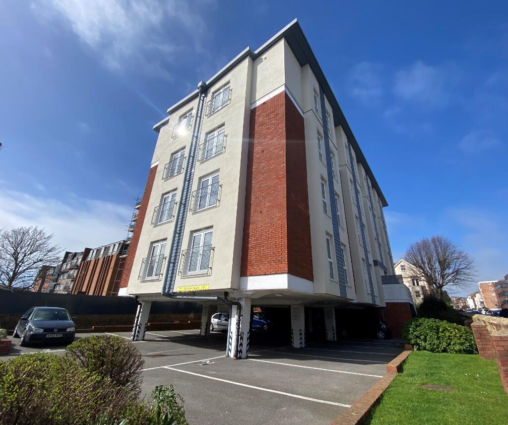 St. Leonards Road, Eastbourne, East Sussex, BN21