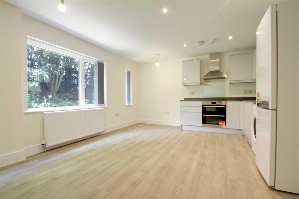 Additional image 7 of Arden Grove, Harpenden