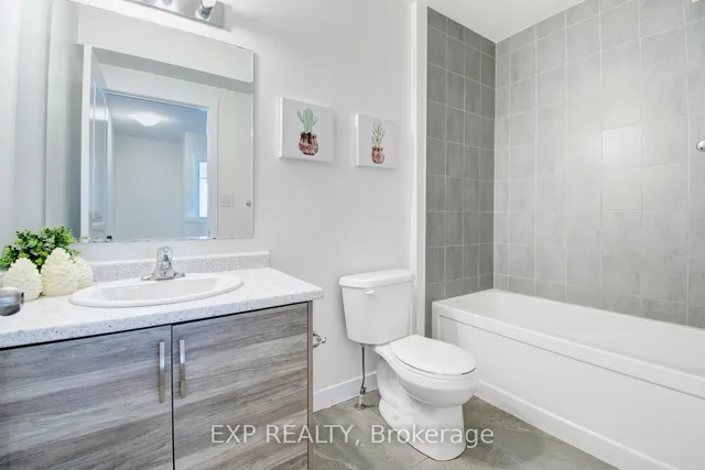 Additional image 6 of 150 ROCHEFORT St Unit E