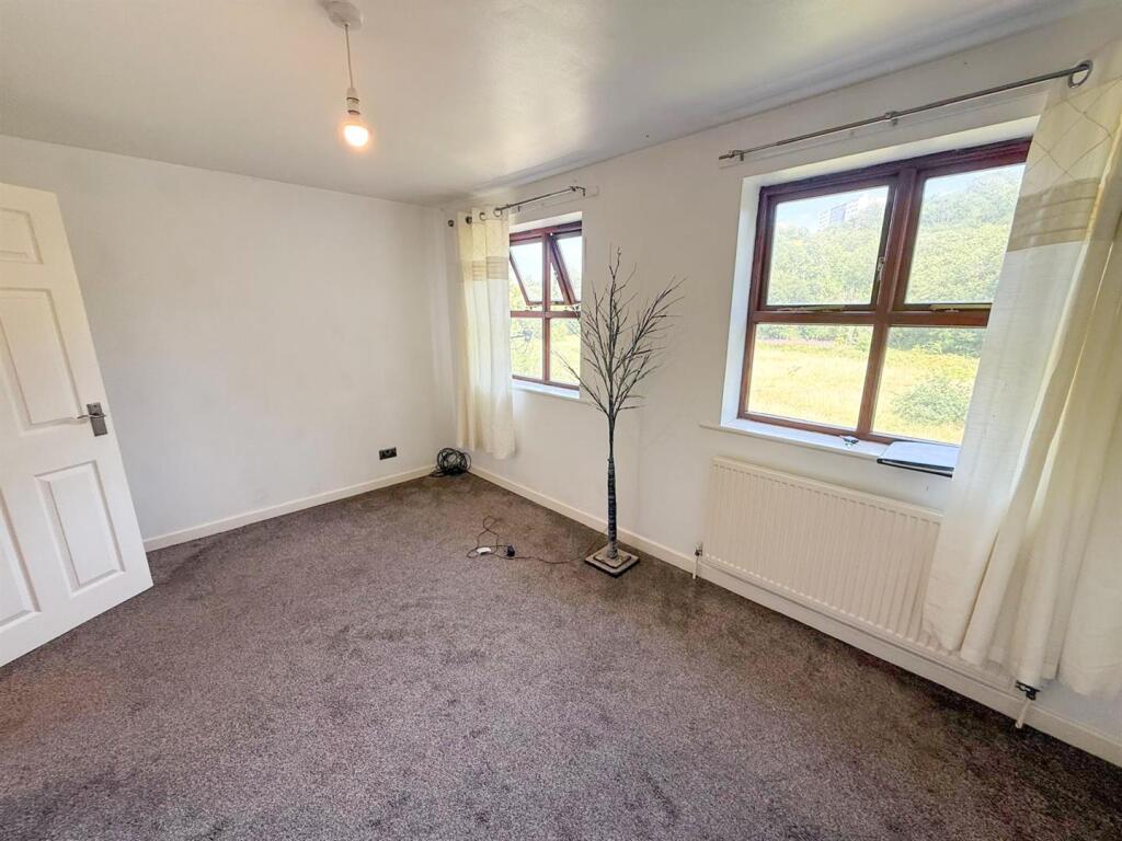 Additional image 15 of Marriners Walk, Keighley