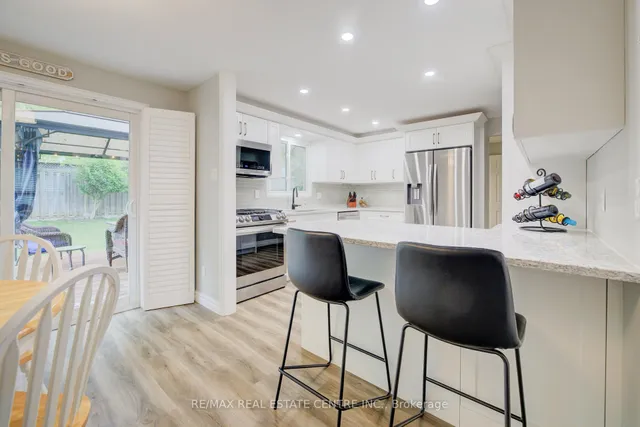 Additional image 11 of 96 Manor Dr