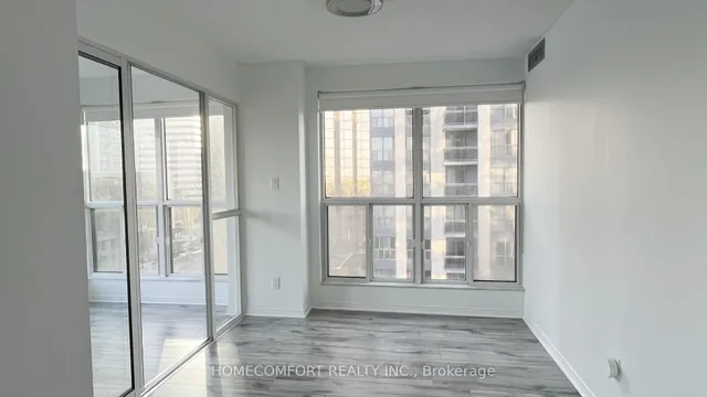 Additional image 16 of 28 Hollywood Ave Unit 809