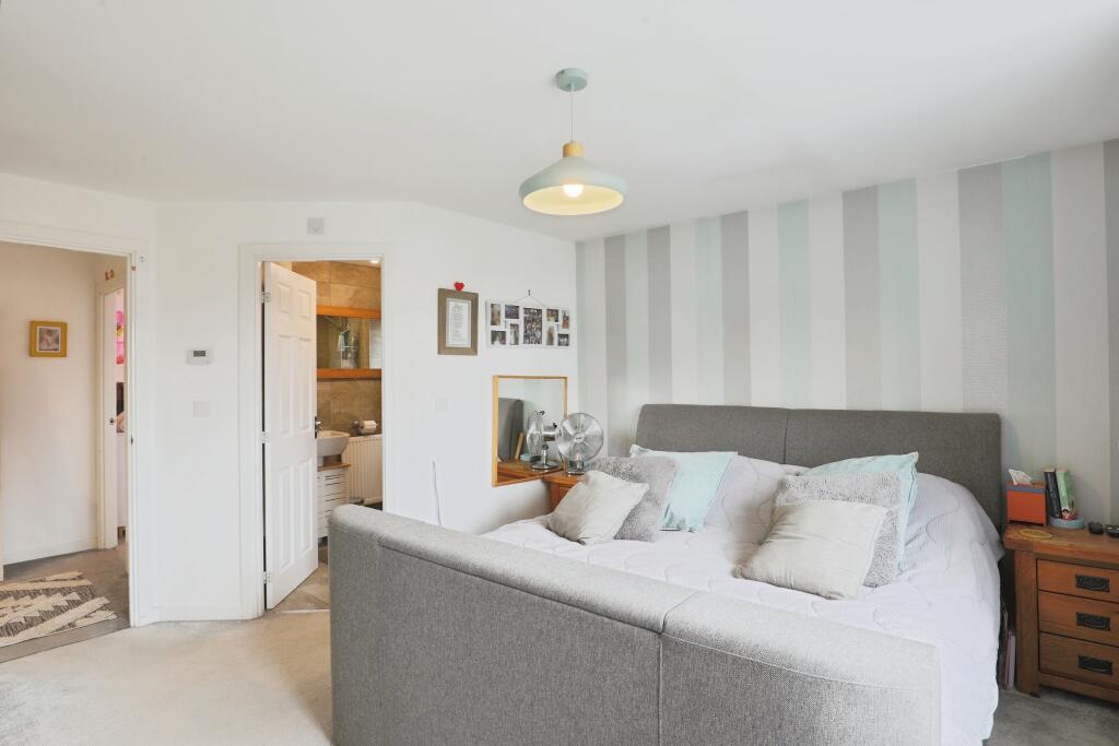 Additional image 8 of Avon Way, Alcester, B50