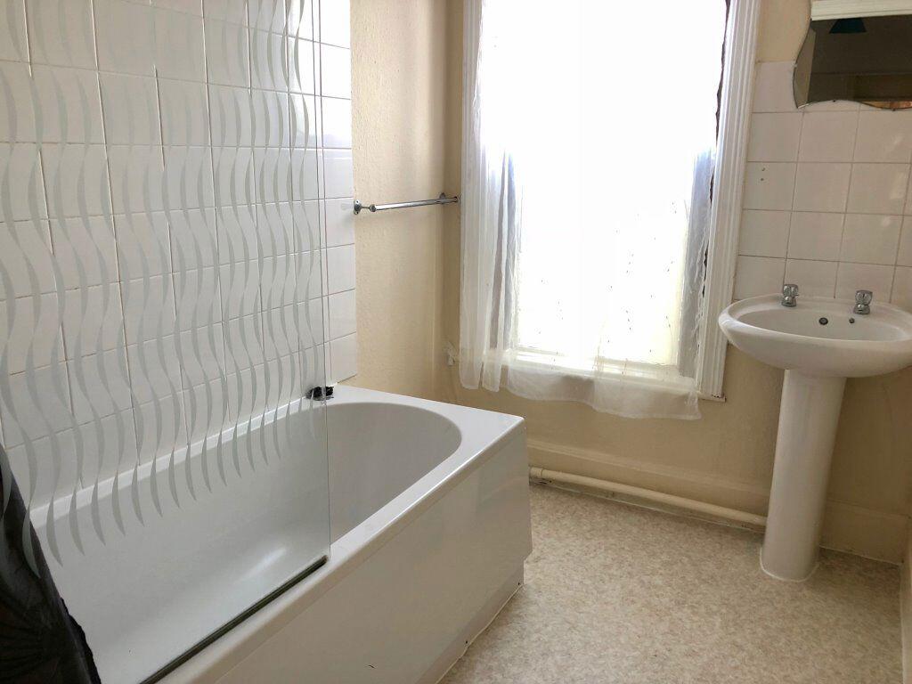 Additional image 5 of STUDENT THREE/ FOUR BEDROOM HOUSE (113st)