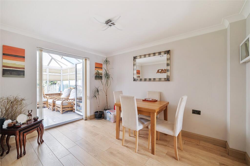 Additional image 5 of Earlswood Park, New Milton, Hampshire, BH25