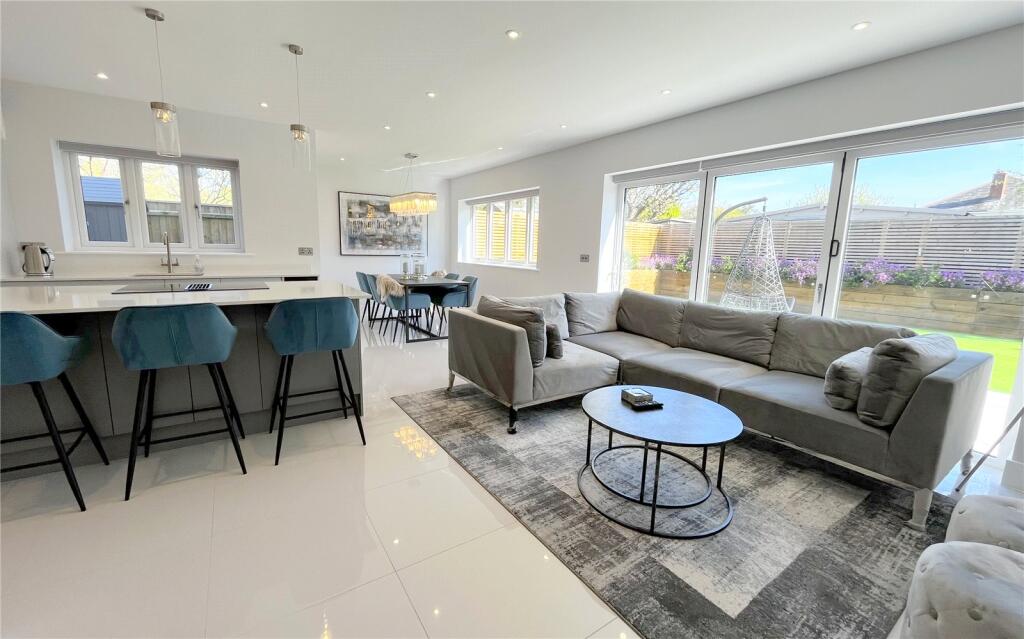 Additional image 17 of Chewton Way, Highcliffe, Christchurch, Dorset, BH23