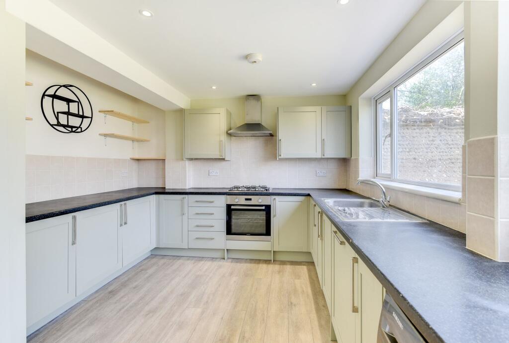 Additional image 23 of Madeira Avenue, Worthing, BN11