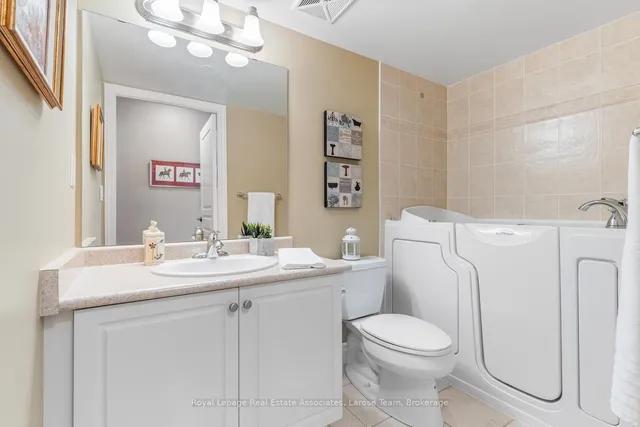 Additional image 18 of 3 Marine Parade Dr Unit 1606
