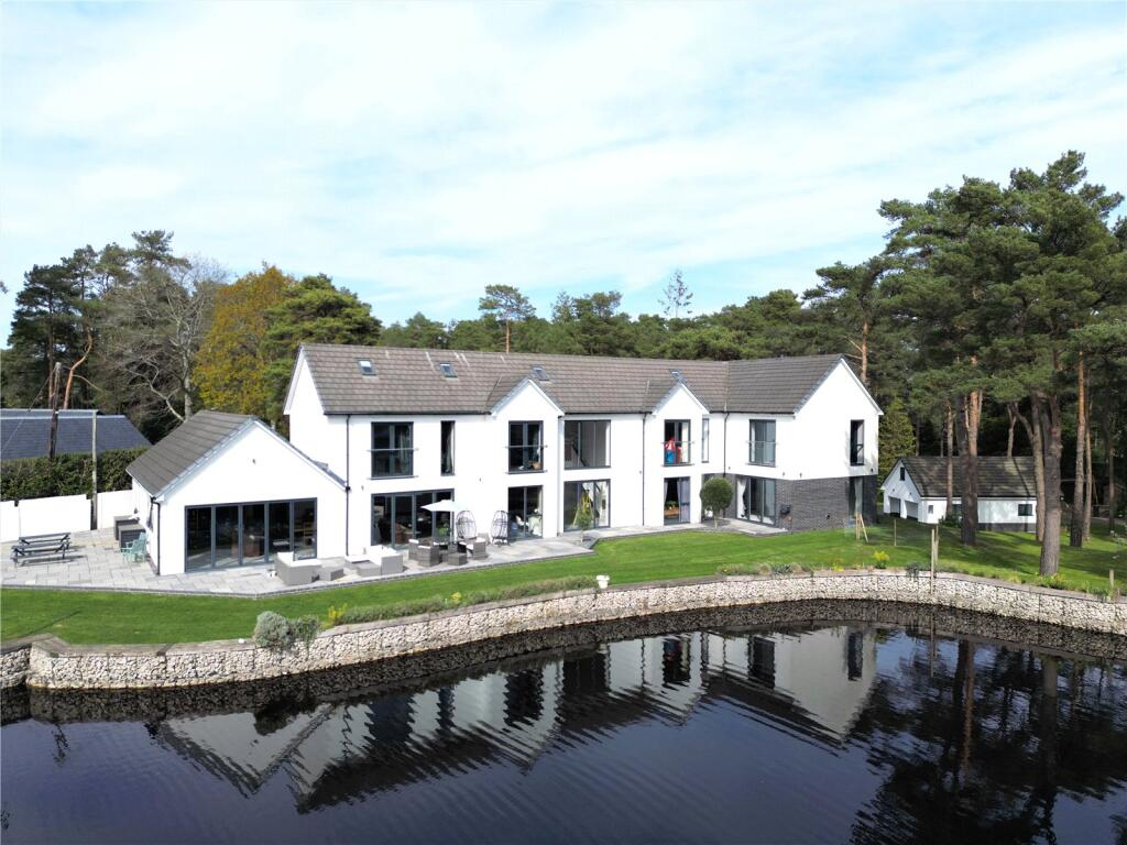 Additional image 26 of Avon Castle Drive, Ringwood, BH24