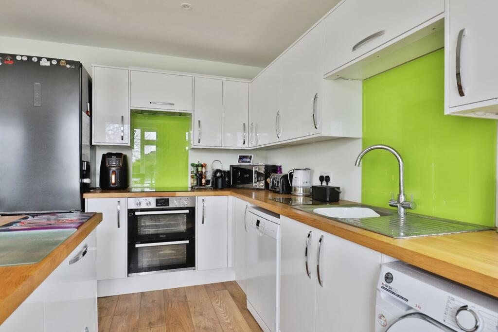 Additional image 5 of Upper Road, Poole, BH12