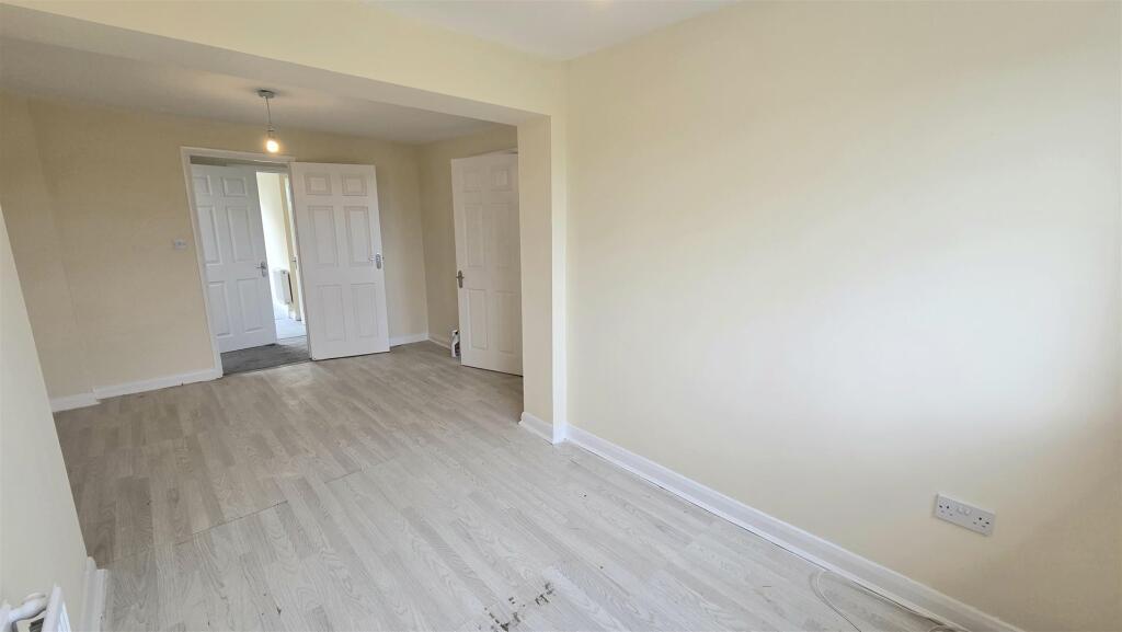 Additional image 10 of The Parade, Beachlands, Pevensey