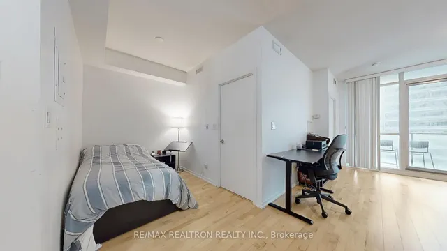 Additional image 26 of 55 Bremner Blvd Unit 1202