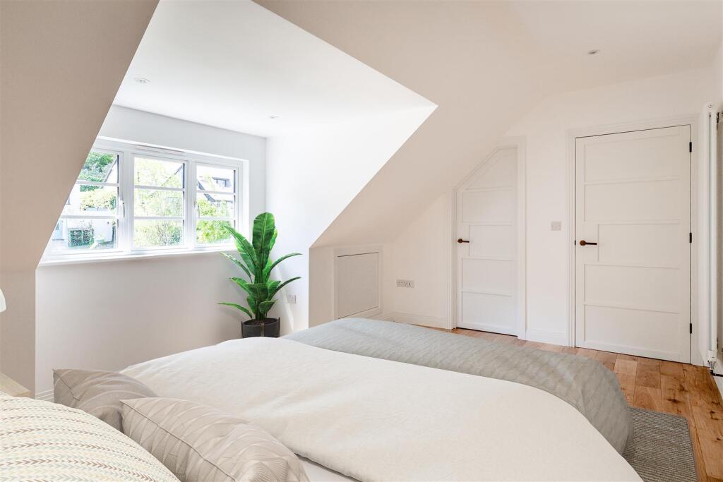 Additional image 13 of The Vale, Ovingdean