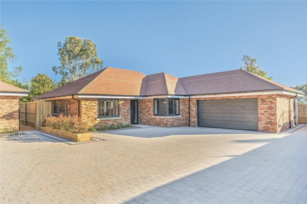 Lions Lane, Ashley Heath, Ringwood, Dorset, BH24