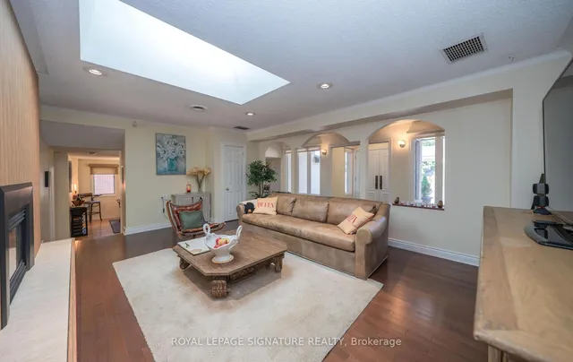 Additional image 8 of 2098 Pharmacy Ave