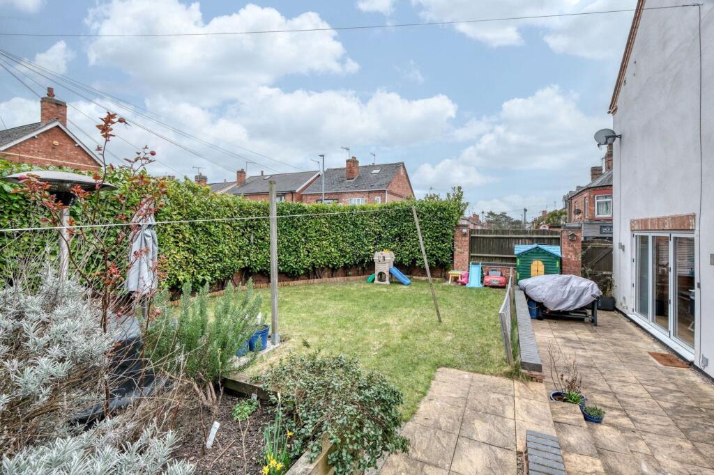 Additional image 21 of Stoke Road, Bromsgrove, B60