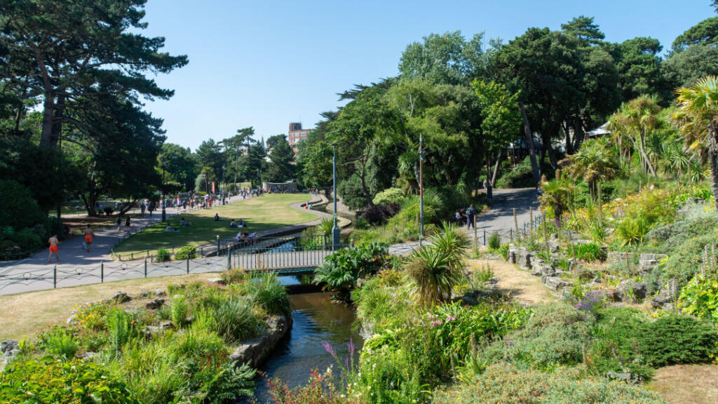 Additional image 8 of New Road,
West Parley,
Ferndown,
BH22 8EB