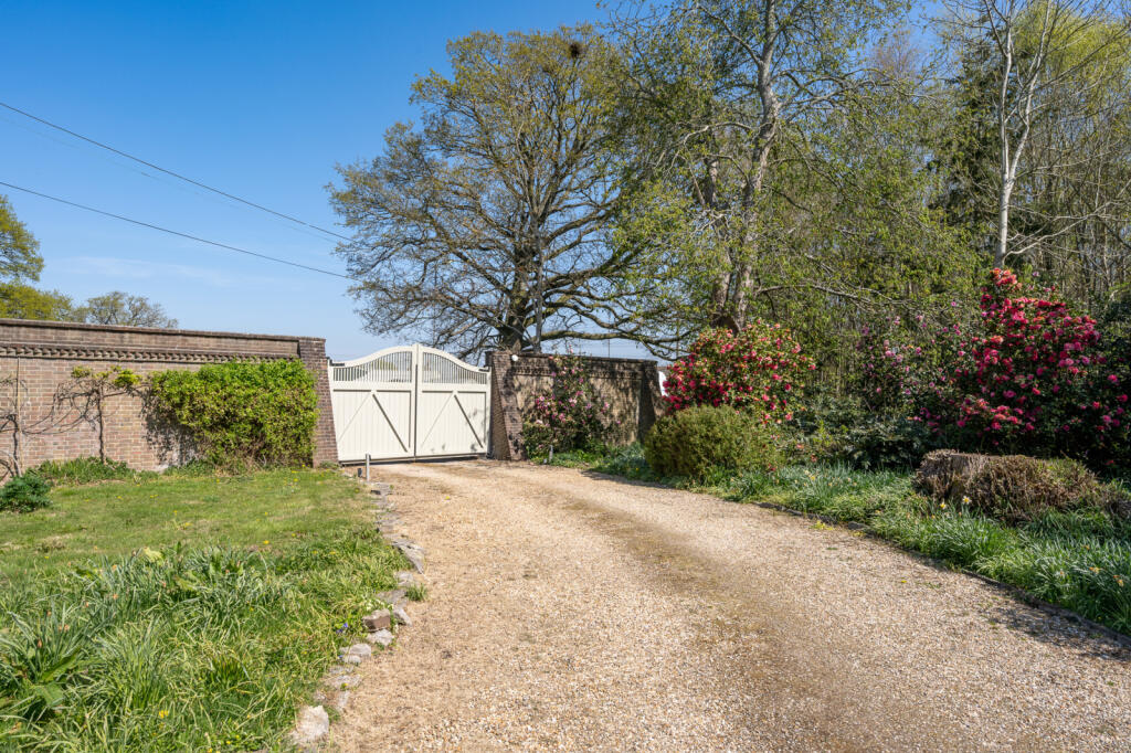 Additional image 33 of Dorchester Road, BH21