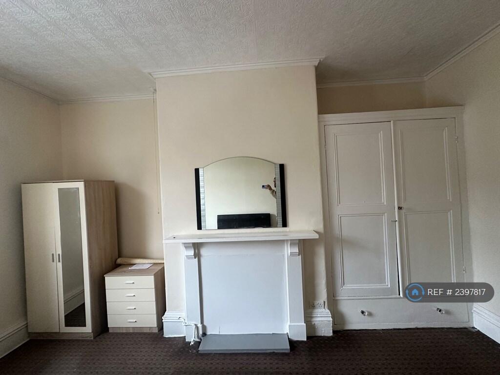 Additional image 4 of Grove Terrace, Bradford, BD7