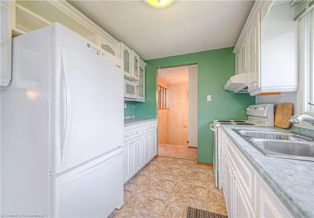 Additional image 15 of 791 Doon Village Rd