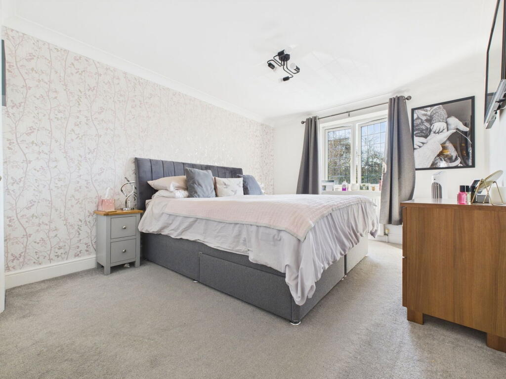 Additional image 7 of South View Lodge, South Street, Lancing