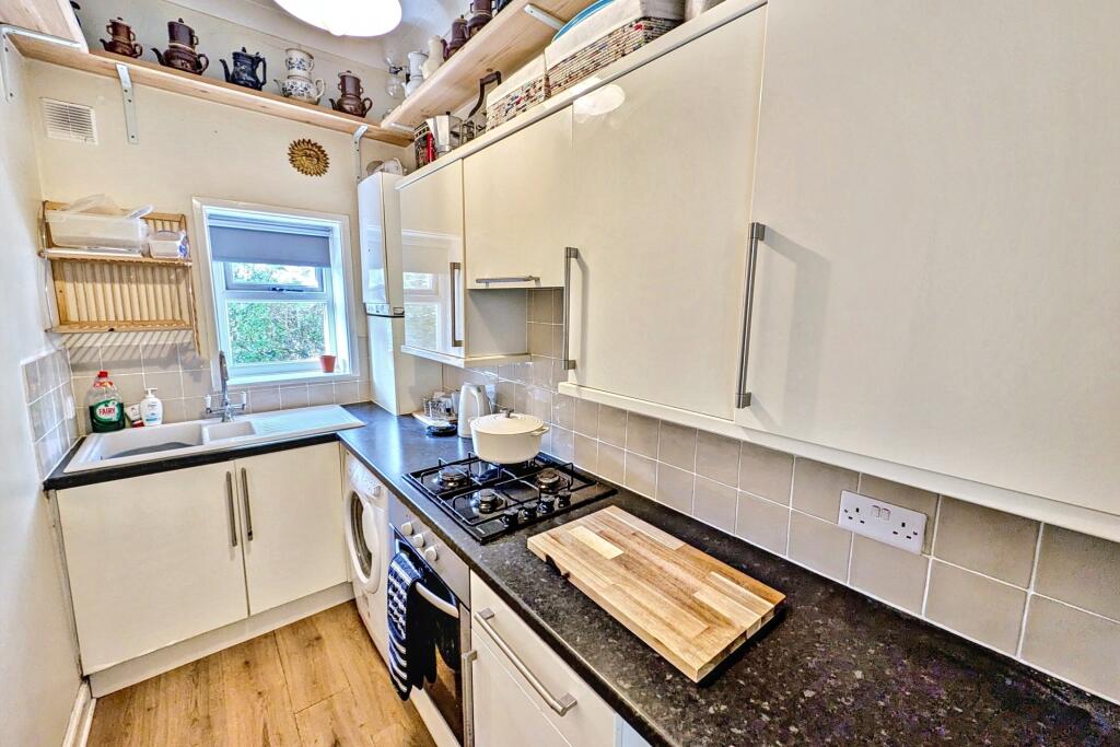 Additional image 5 of Charminster