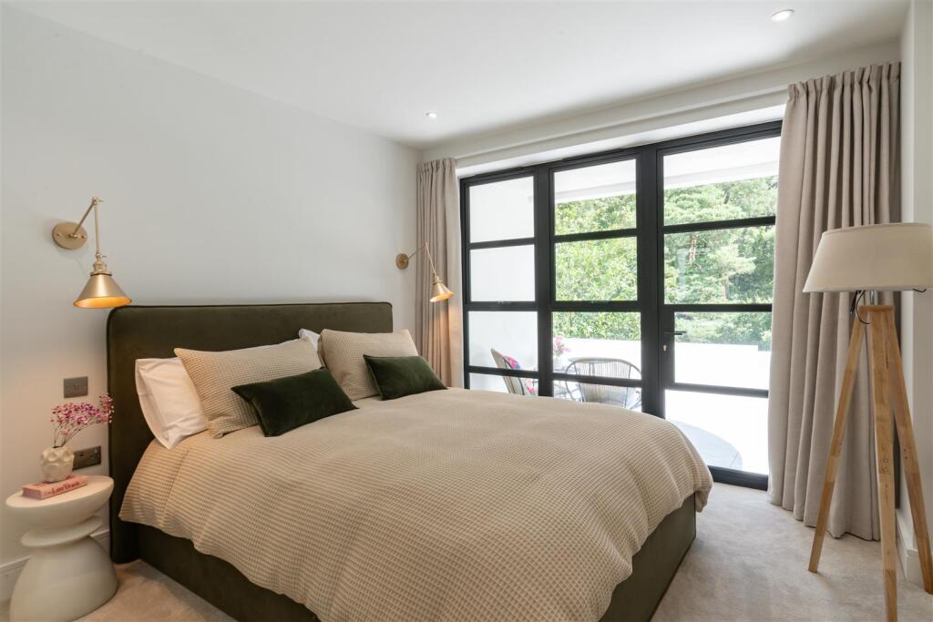 Additional image 17 of Studland Road, Alum Chine