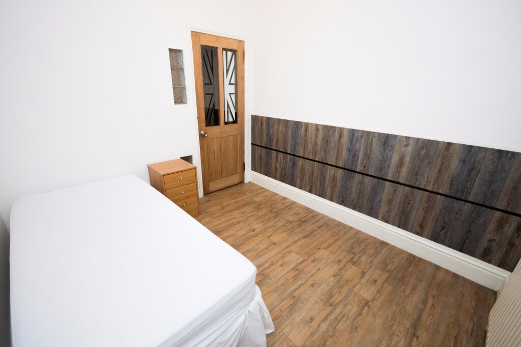 Additional image 6 of Green Road, Charminister