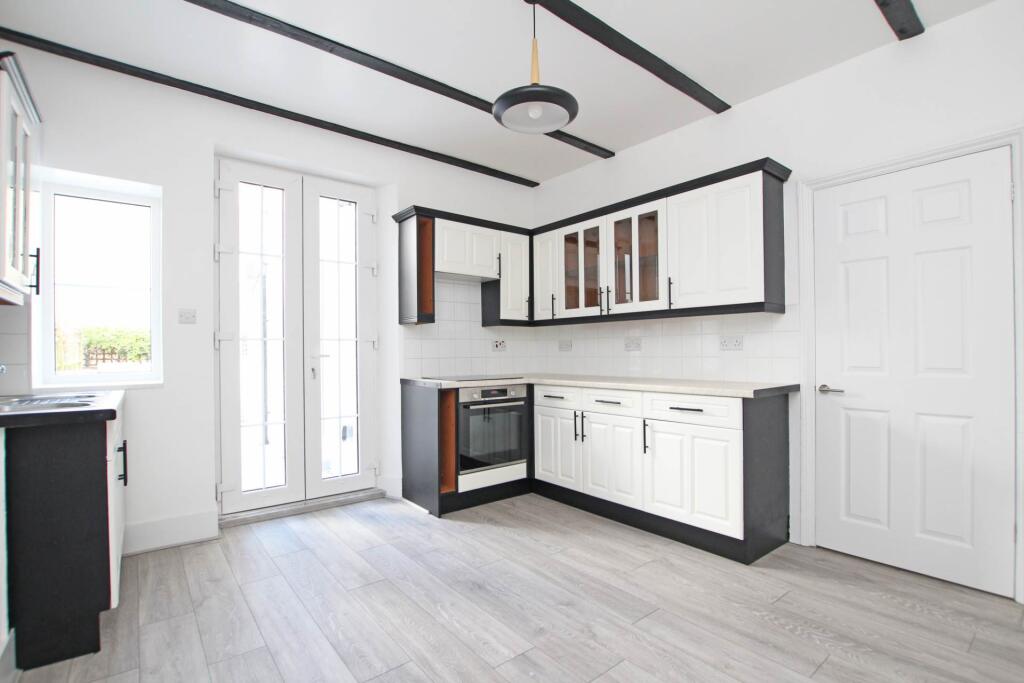 Additional image 13 of Cambridge Road, Eastbourne, BN22 7BT