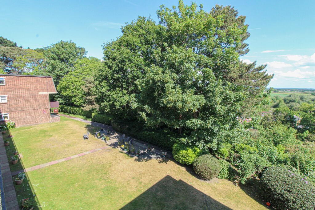 Additional image 17 of Redhill Drive, Bournemouth, BH10