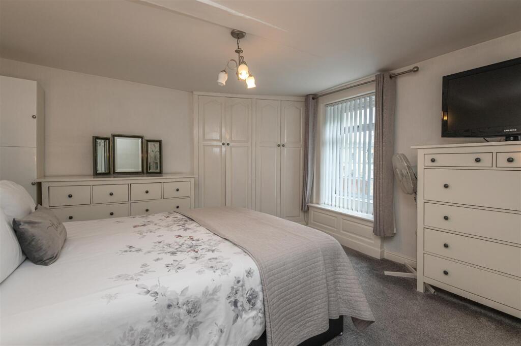 Additional image 25 of Spen Lane, Gomersal, Cleckheaton