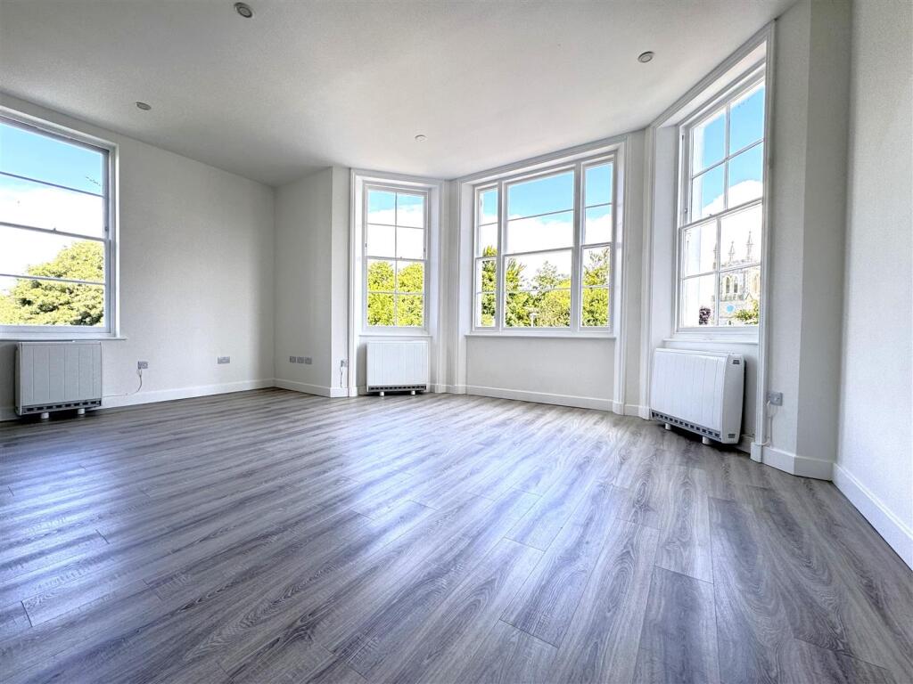 Additional image 14 of Hartington Place, Eastbourne BN21 3BG