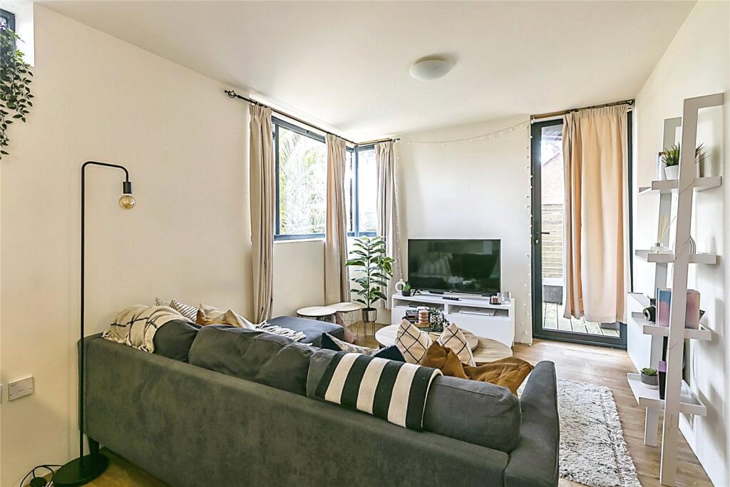 Additional image 3 of Barrack Road, CHRISTCHURCH, Dorset, BH23