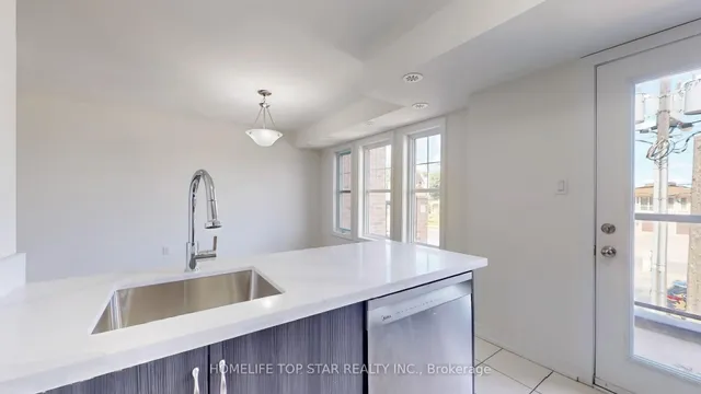 Additional image 10 of 2315 Sheppard Ave West Ave Unit 60