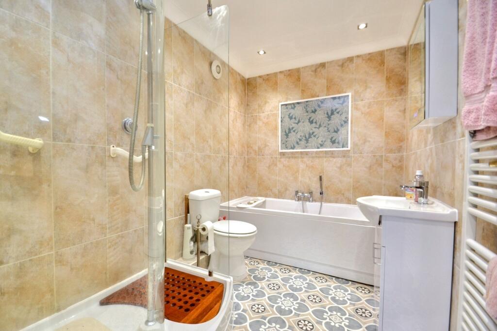 Additional image 9 of Broadstone