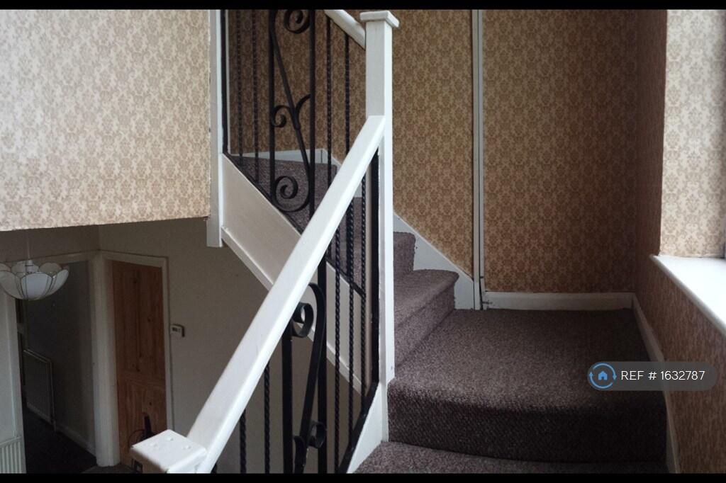 Additional image 5 of Aireville Crescent, Bradford, BD9