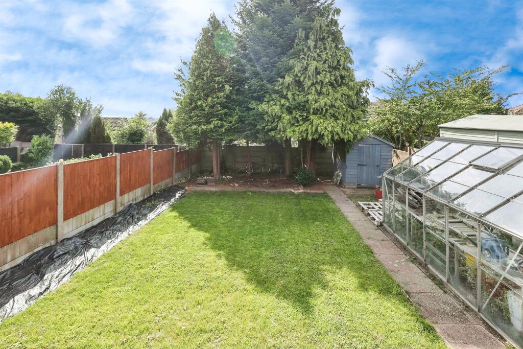 Additional image 16 of Crendon Road, ROWLEY REGIS