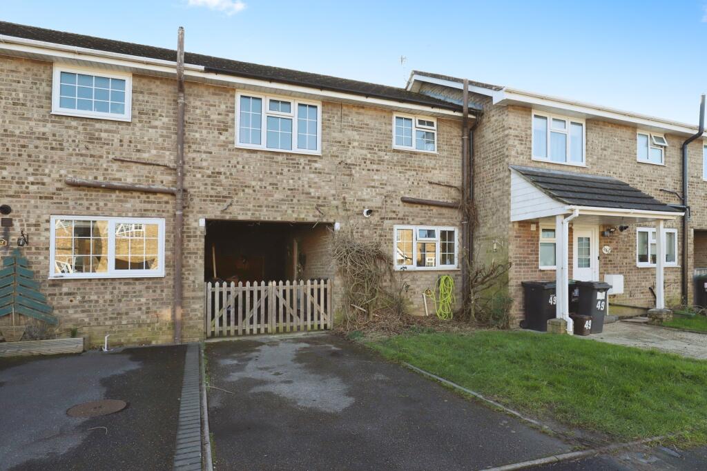 Heather Close, THROOP, Bournemouth, Dorset, BH8