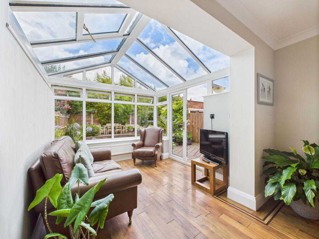 Additional image 5 of Hurst Avenue, Worthing, BN11