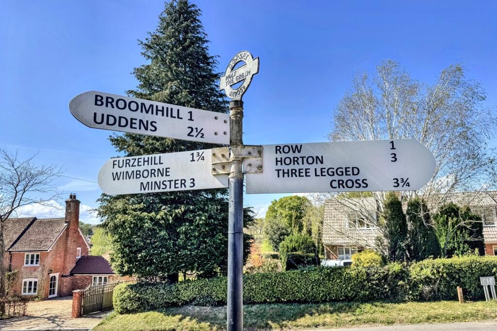 Additional image 20 of Holt